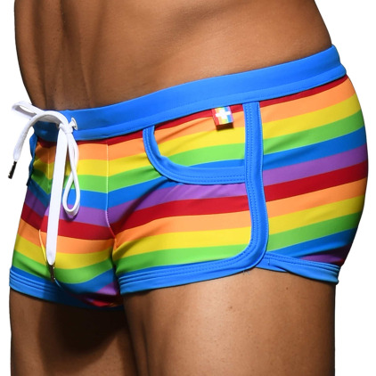 Andrew Christian Shorty de Bain Pride Stripe Arc-en-Ciel