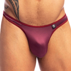 String Bellevue Silky Touch Bordeaux