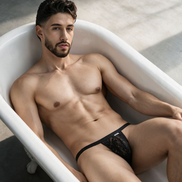 String 95013 en Dentelle Florale Noir CandyMan