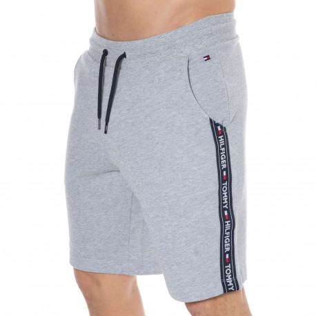 Homme Vêtements Articles de sport et dentraînement Shorts de sport Pantalon corto essential sweatshorts Tommy Hilfiger pour homme en coloris Noir 